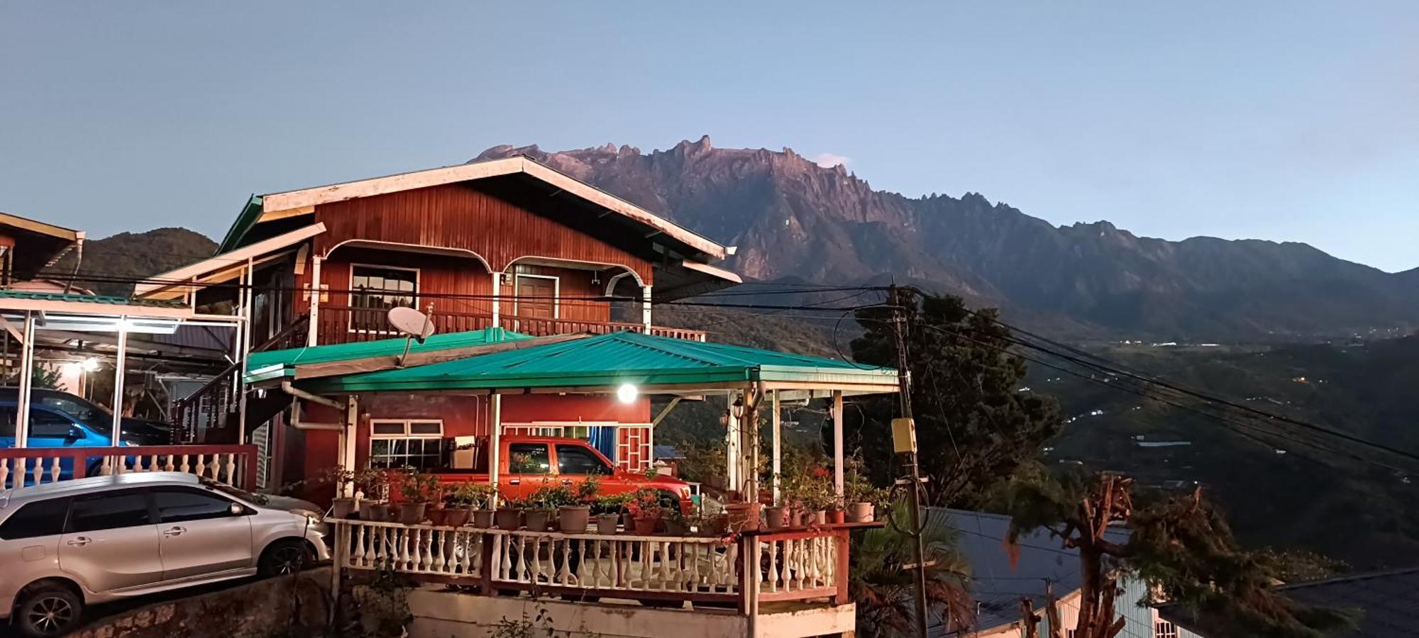 Almeera Homestay Kundasang Exterior photo