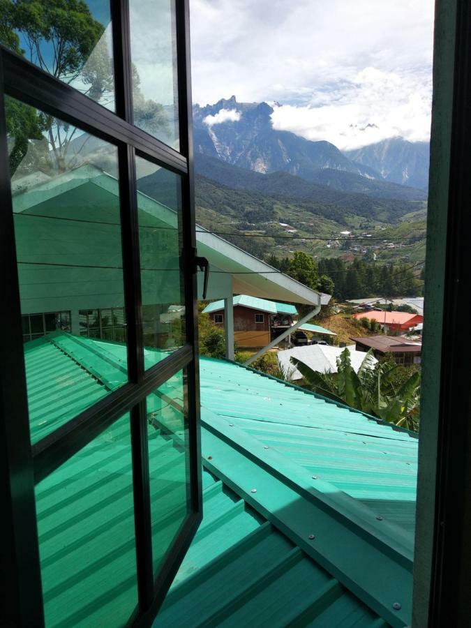 Almeera Homestay Kundasang Exterior photo